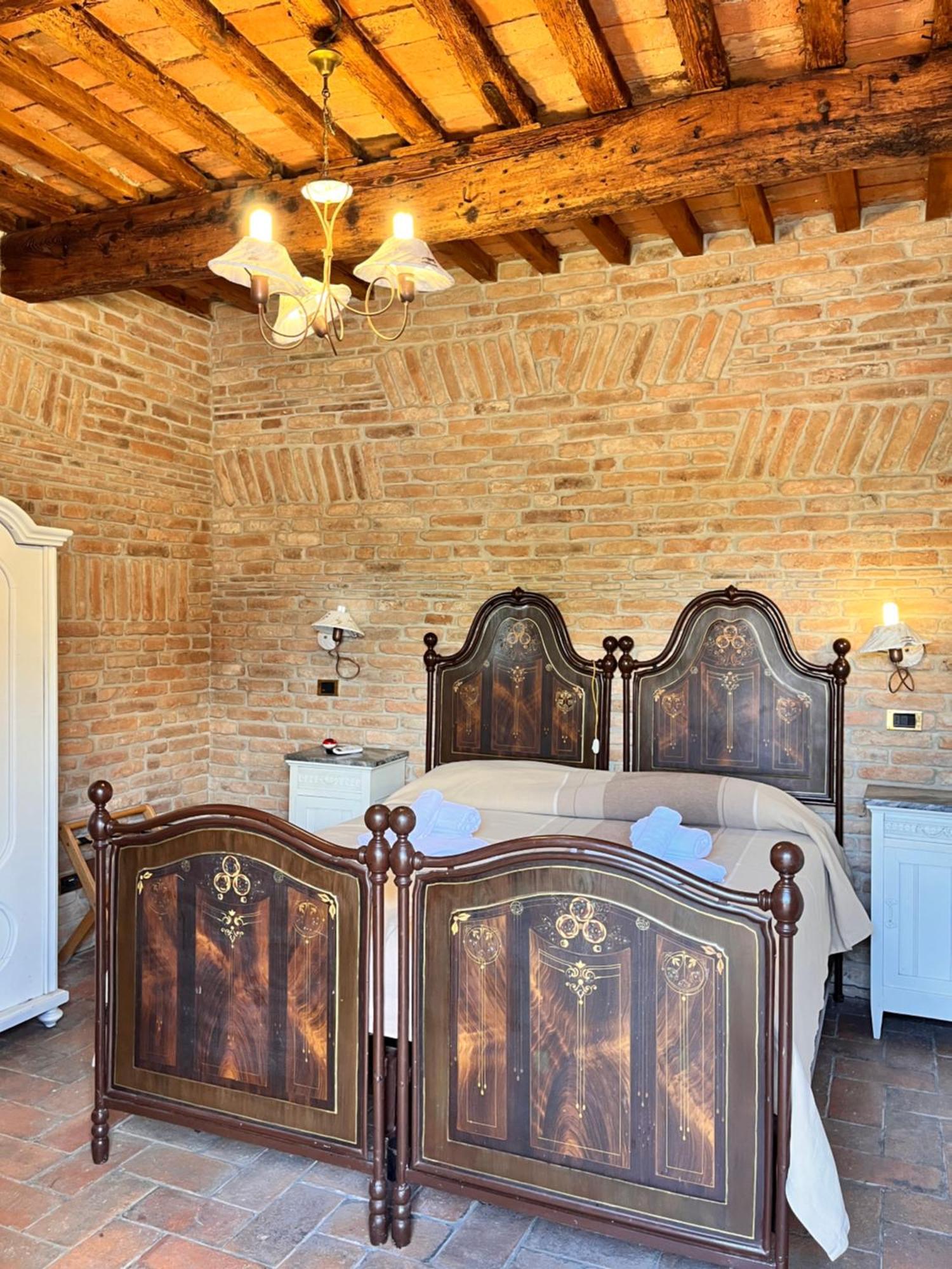 Locanda Corte Arcangeli Ferrara Esterno foto