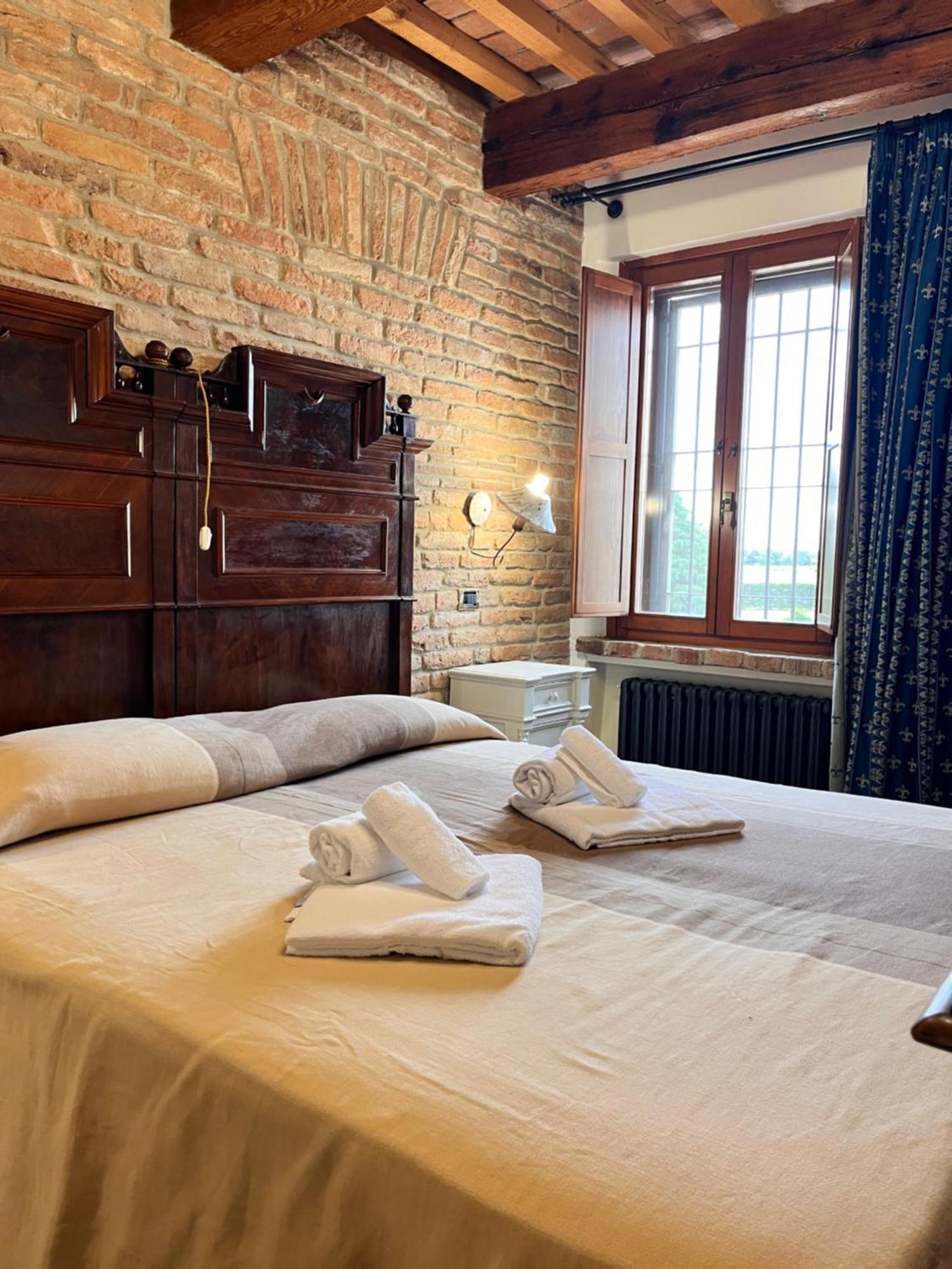 Locanda Corte Arcangeli Ferrara Esterno foto