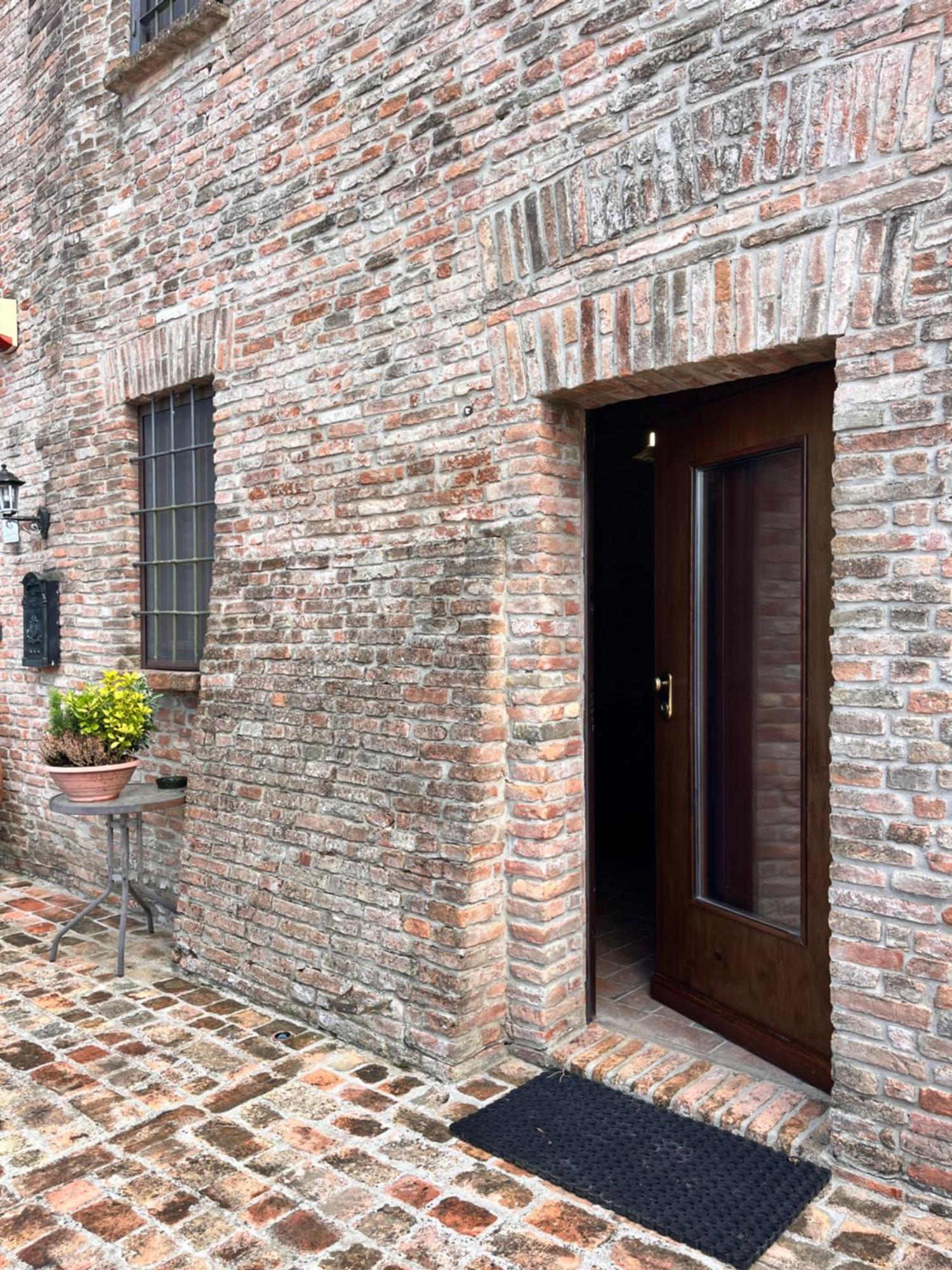 Locanda Corte Arcangeli Ferrara Esterno foto